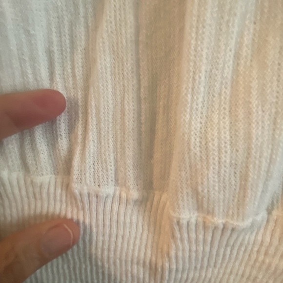 Pure DKNY off white sweater. Size S/P. 100% cotton. Machine washable. - Picture 6 of 7